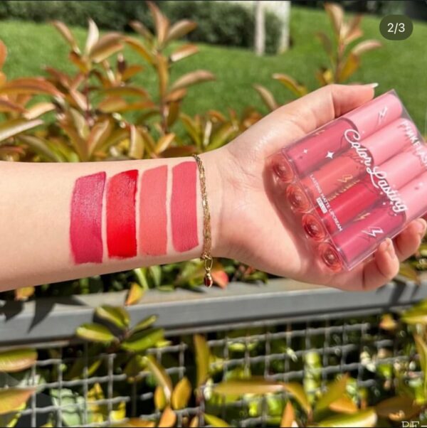 سيت حمر من pinkflash