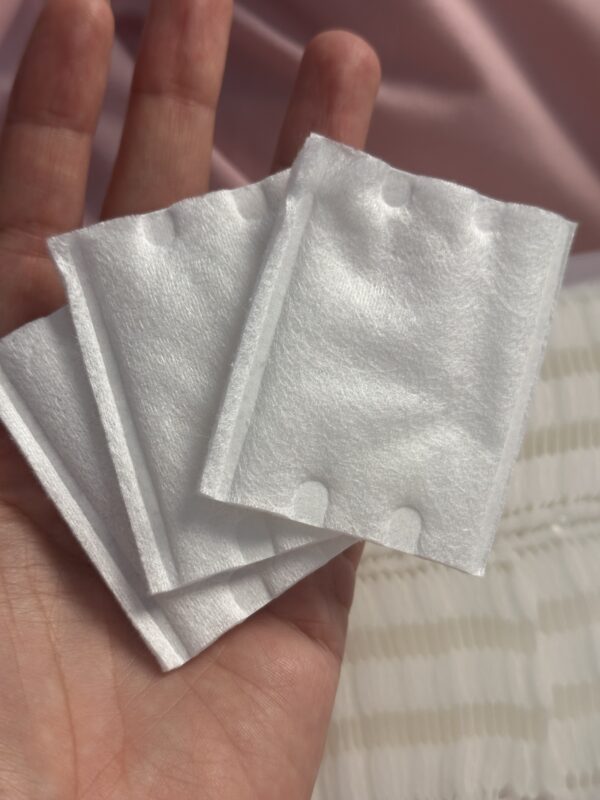 قطن مزيل للمكياج الحجم الكبير