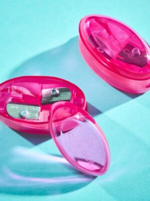 مبراة مزدوجة من essence